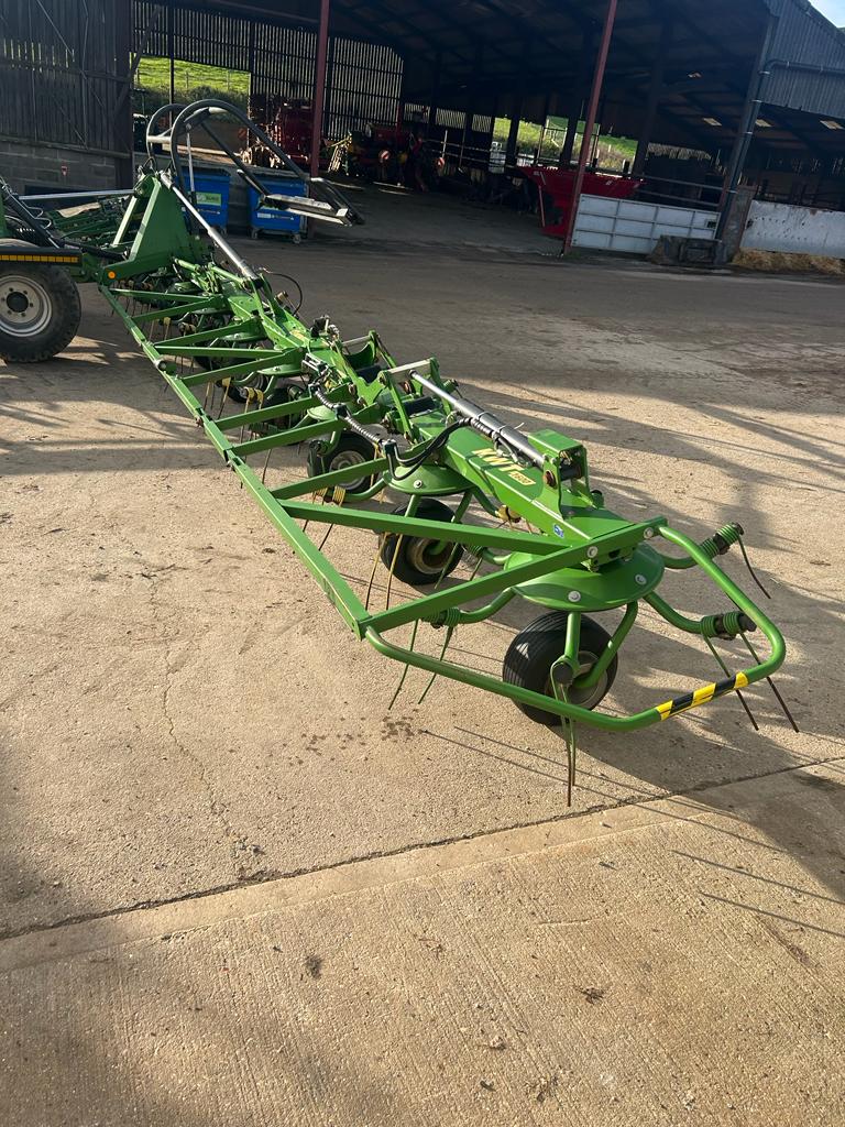 KRONE KW 1600 TRAILED TEDDER