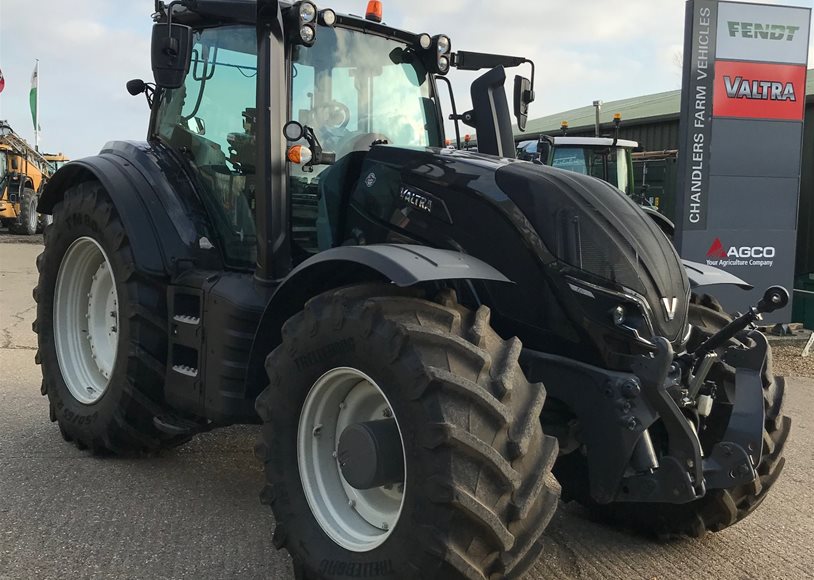 Valtra T254V ST Tractor