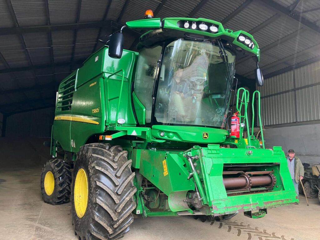 John Deere T560i HM