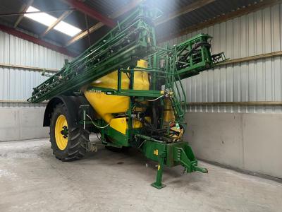 John Deere 840 Sprayer