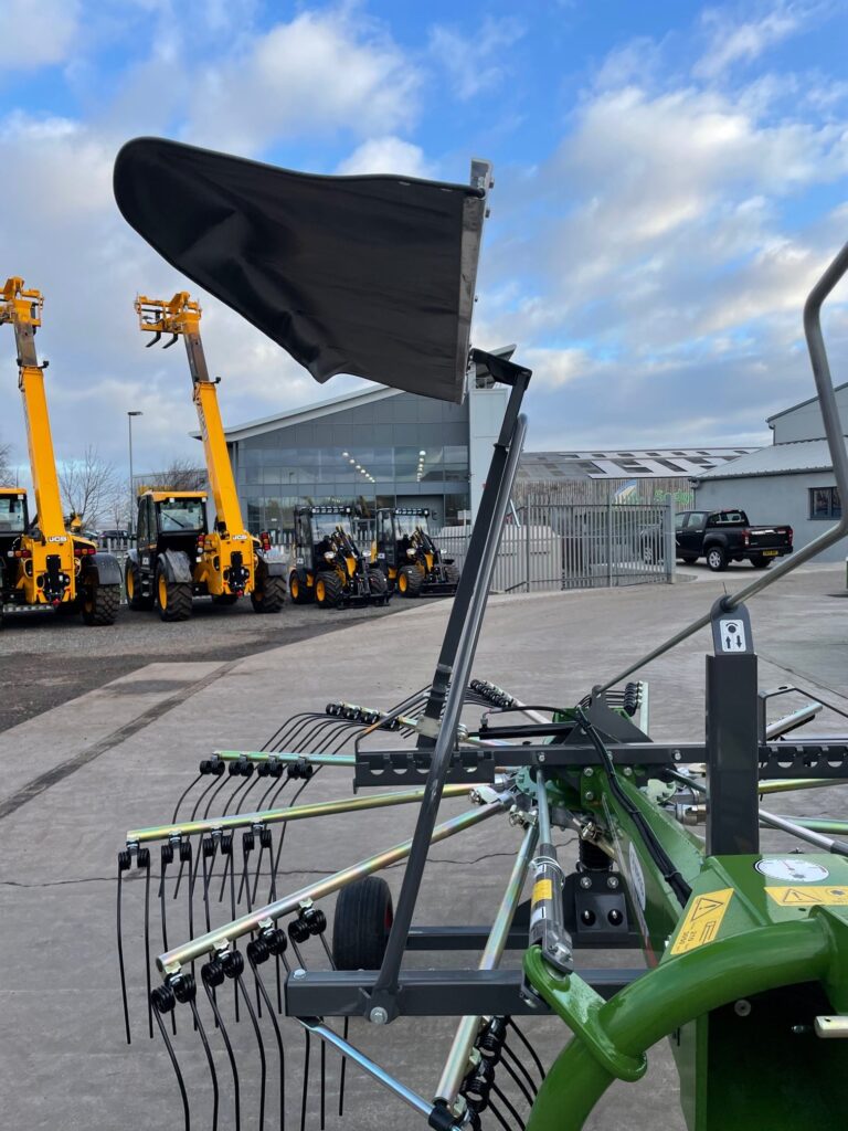 Fendt Former 426 DN rake