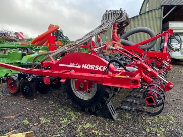 HORSCH TARO HD