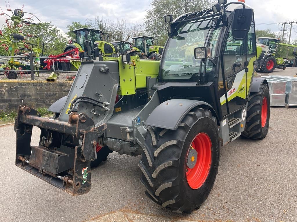 CLAAS SCORPION 746