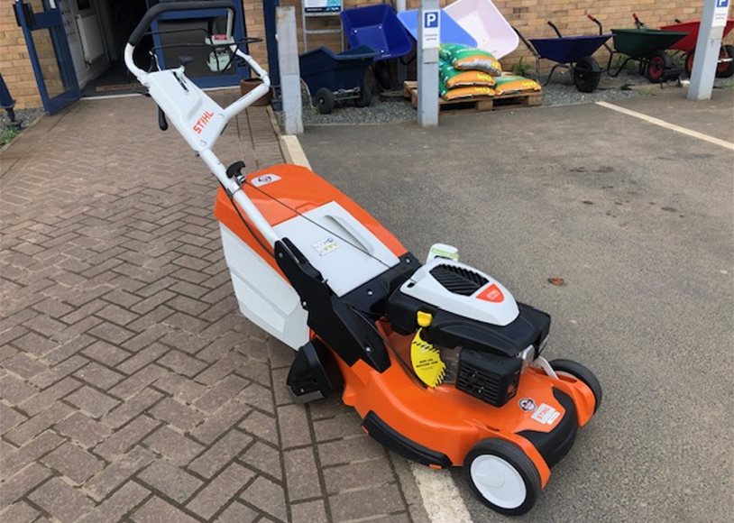 Stihl RM 655.1 W/Behind Mower