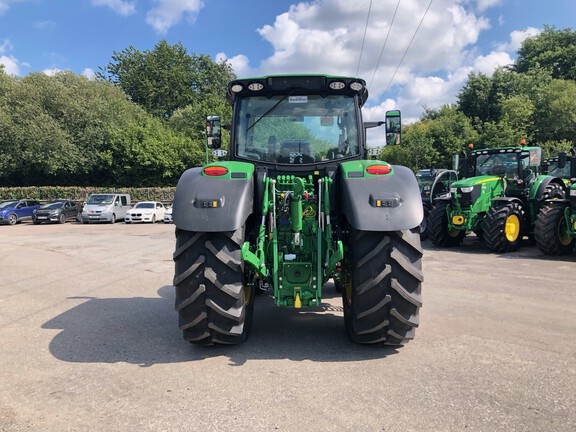 John Deere 6R 165