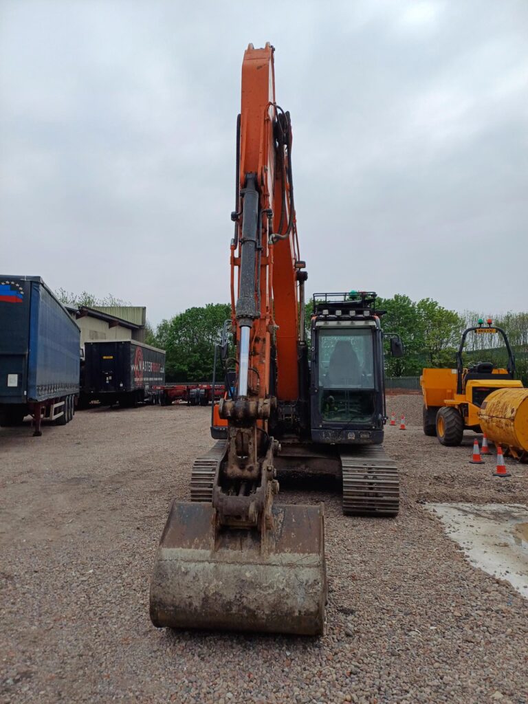 DEVELON DX140LC-5