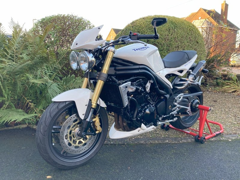 Superb 2006 Triumph Speed Triple 1050 For Sale