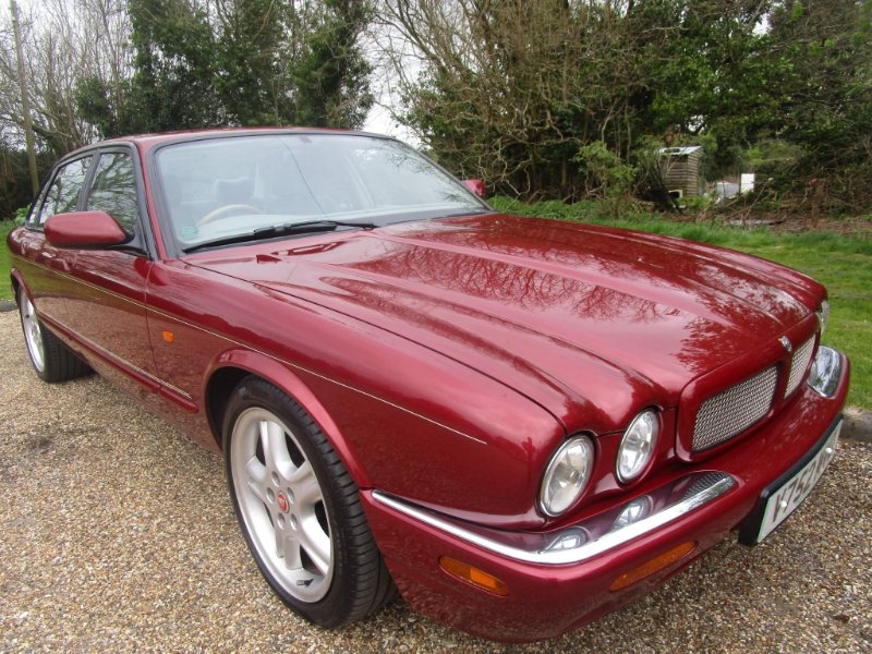 1999 Jaguar XJR 4.0 V8 4dr