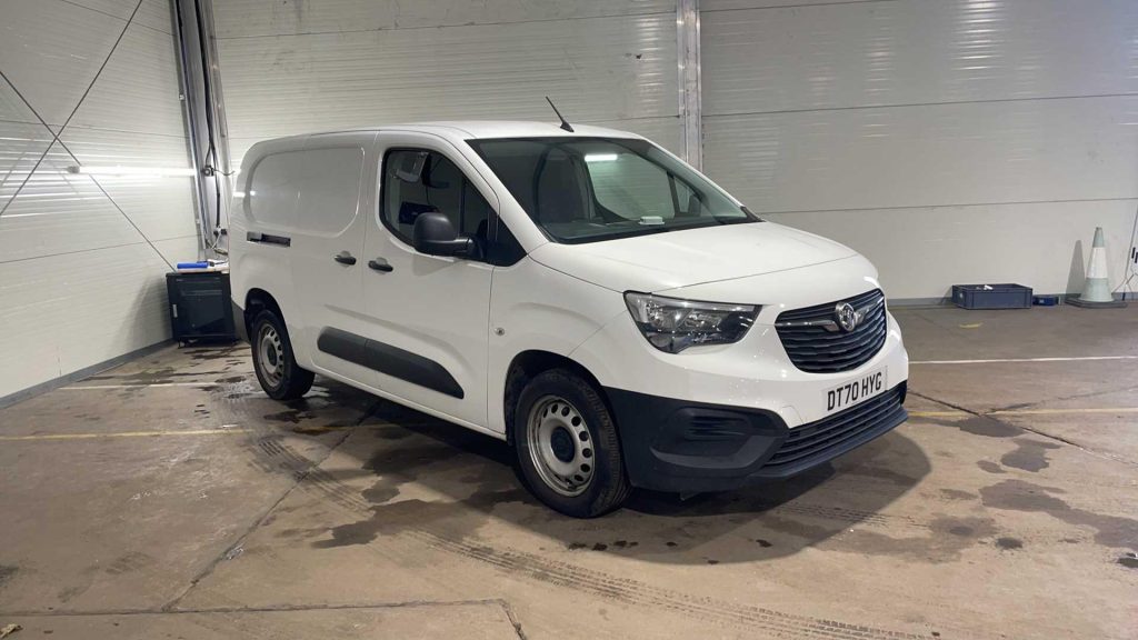 VAUXHALL COMBO 2300 DYNAMIC L2 100 TD - 1499cc