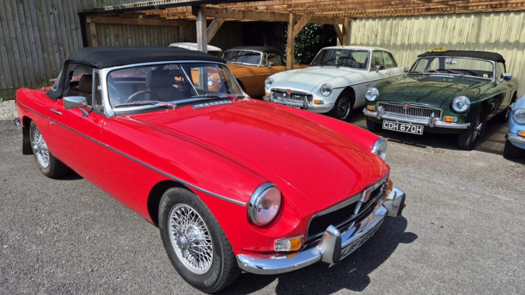 MGB HERITAGE SHELL 1974