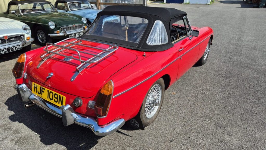 MGB HERITAGE SHELL 1974