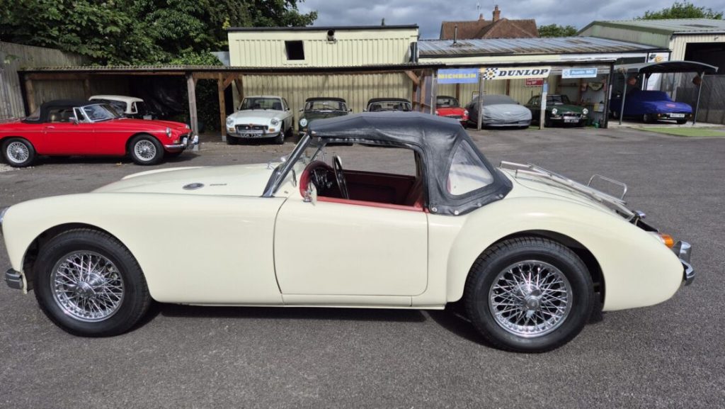 MGA 1600 MK2, Previous Show winner, 5 speed