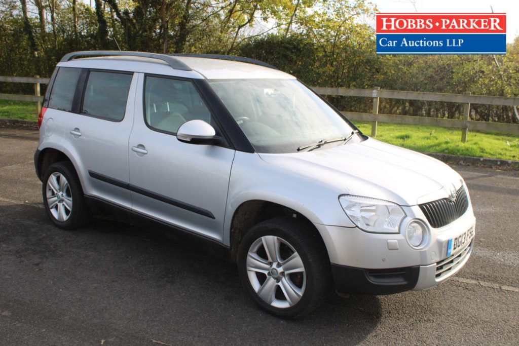 Skoda Yeti SE TSI 4x4 in Silver (DG13 FSL)