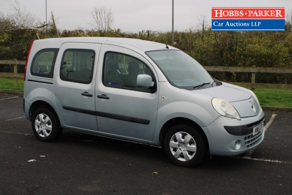 Renault Kangoo Expression 16V A in Grey (KN11 GTF)