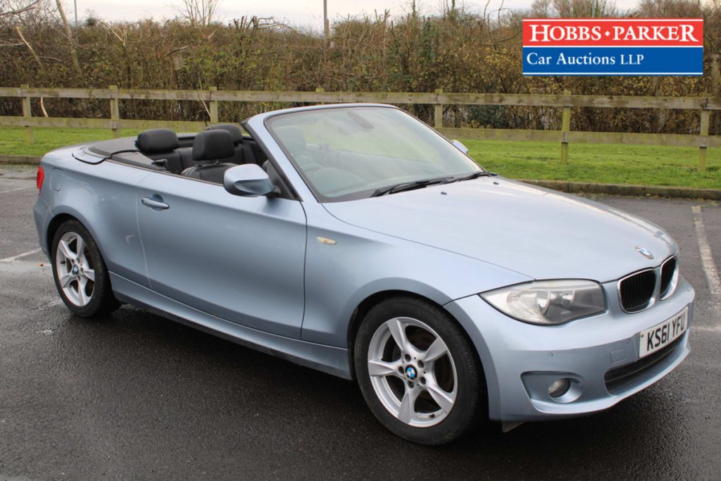 BMW 118I Sport in Blue (KS61 YFU)