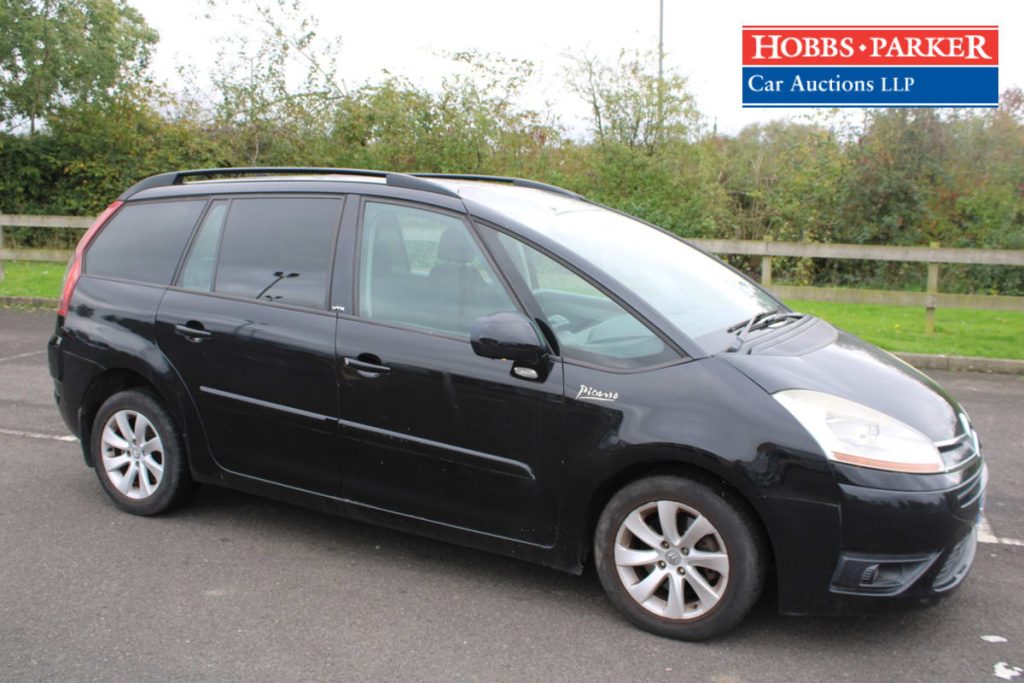 Citroen C4 Grand Picasso VTR+ in Black (LL59 UJC)