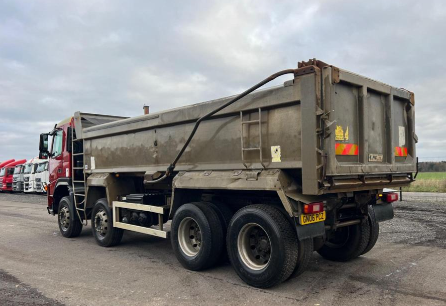 VOLVO FM9 8x4 TIPPER for sale (MP)