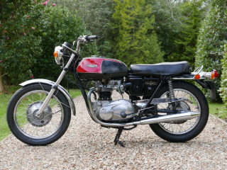 Triumph T120 Bonneville