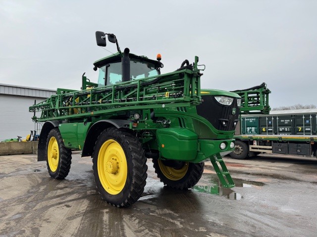 John Deere R4040i