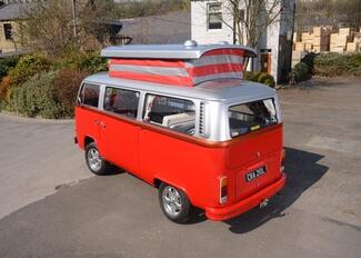 Volkswagen Bay Campervan 1972