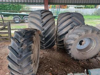 Parts & Accessories Tractors & Machinery Terra Tyre set