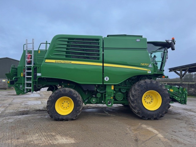 John Deere T670 TM