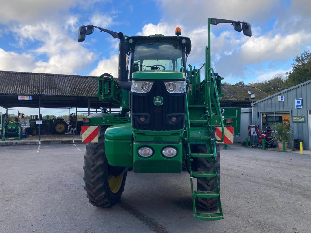 John Deere R4040i