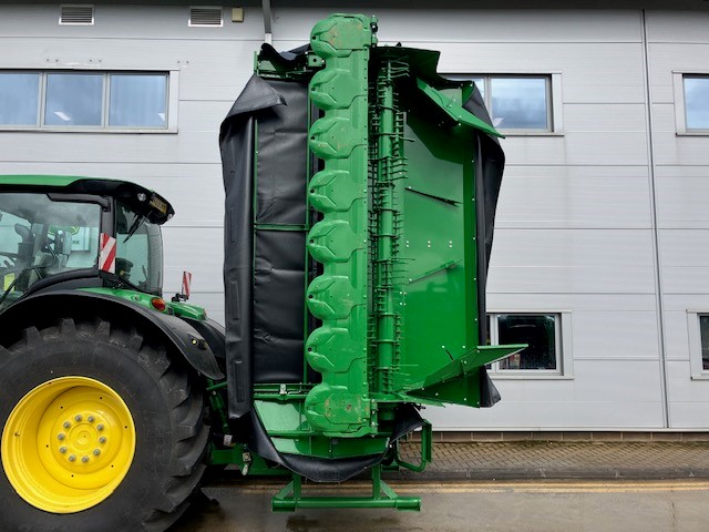 John Deere R950R