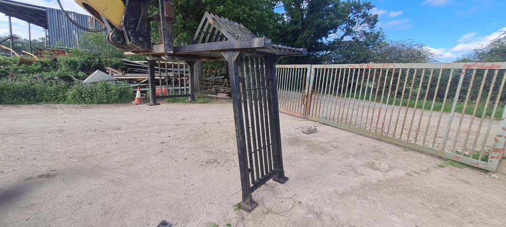 Demolition Cage to suit 20 – 30 Ton