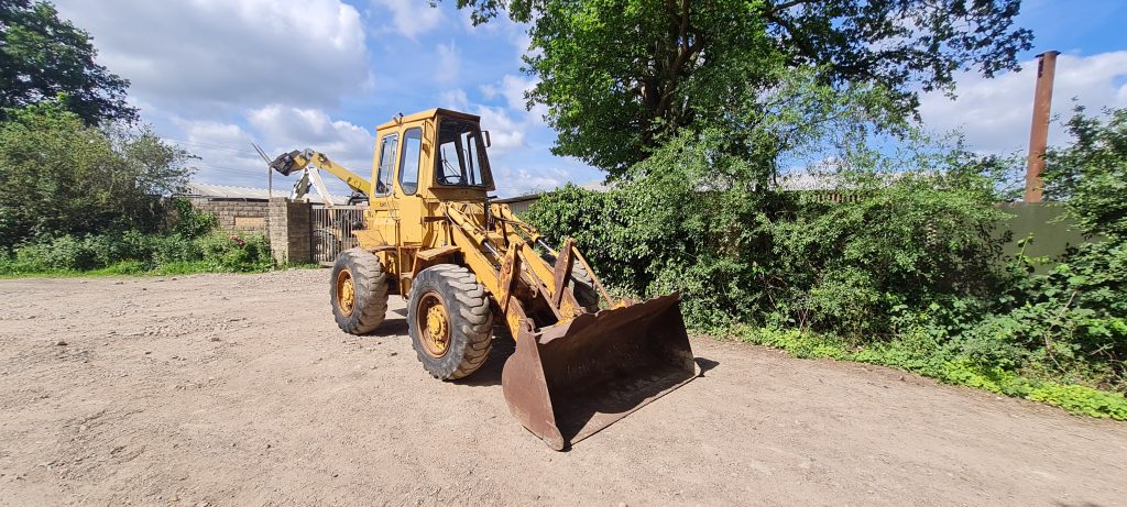 Caterpillar 910 Loading Shovel