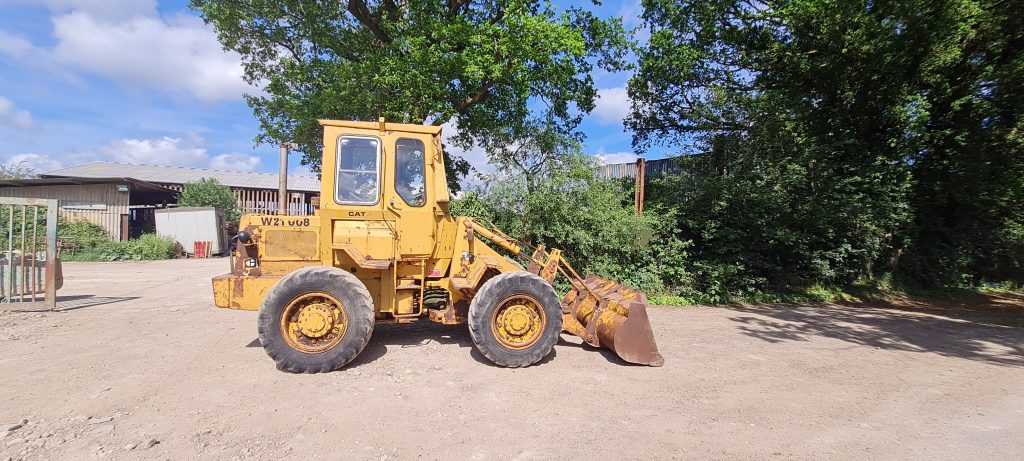 Caterpillar 910 Loading Shovel