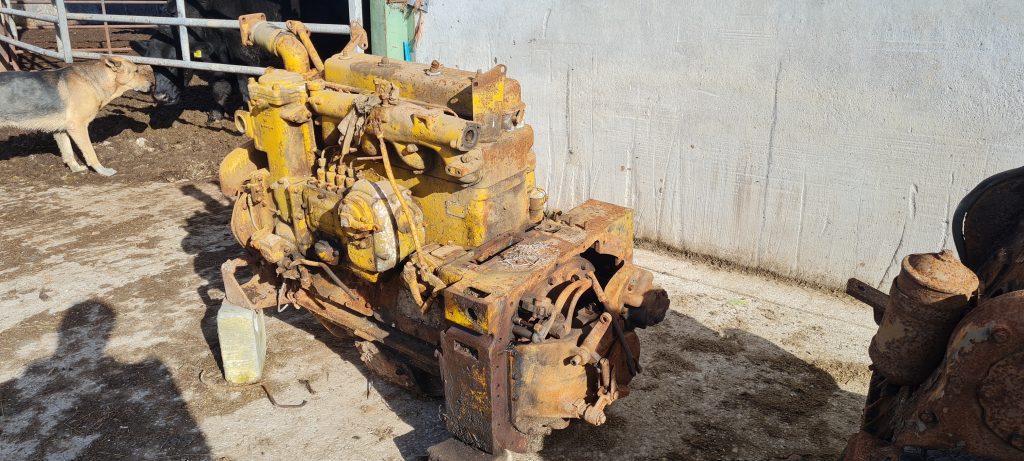 Caterpillar D4U Engine