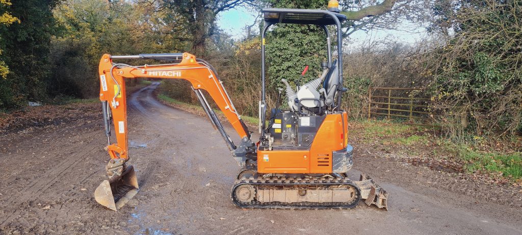 Hitachi ZX19U Mini Digger