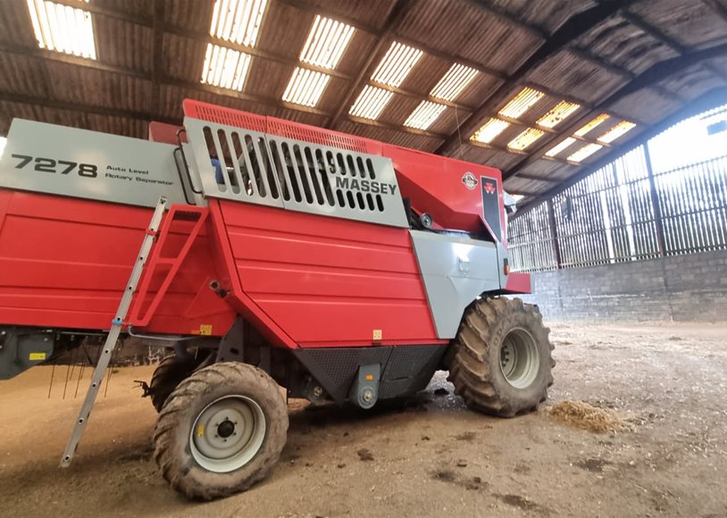 Massey Ferguson 7278 Combine