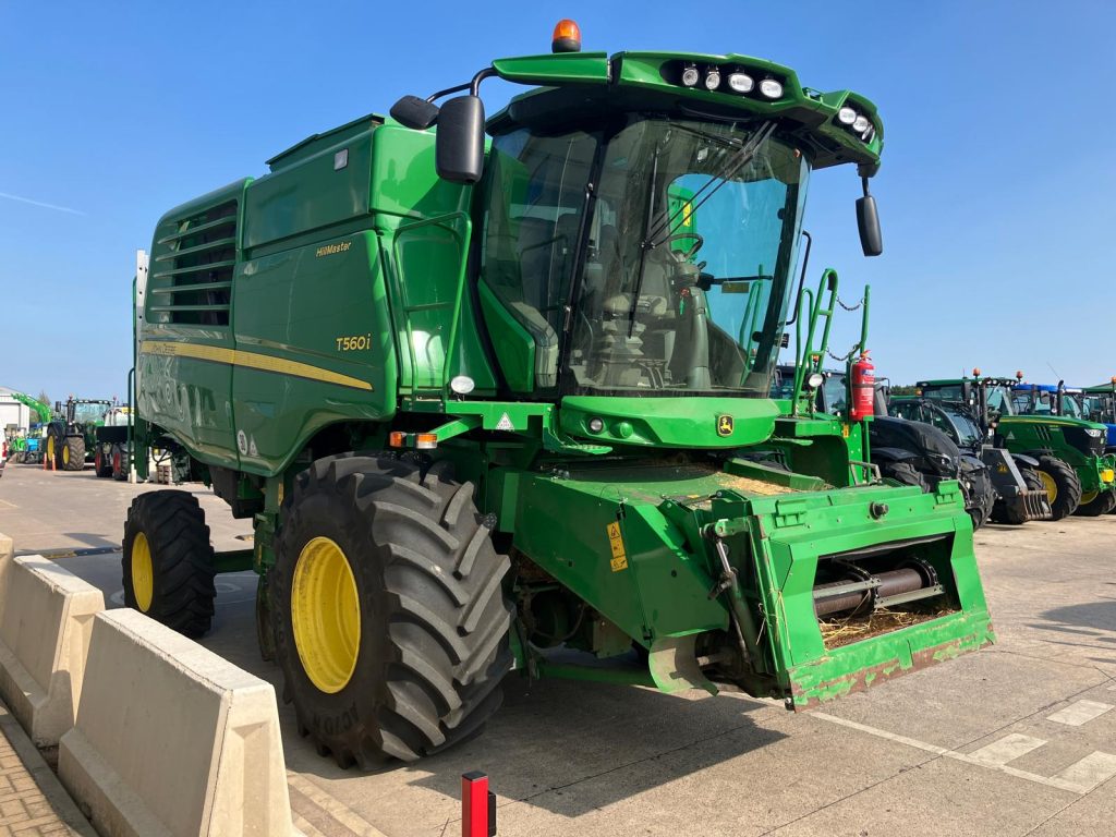 John Deere T560i HM