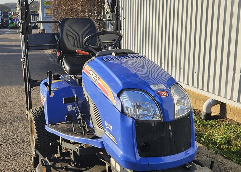 Iseki SXG323 Ride On Mower