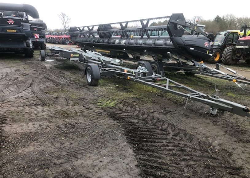 Massey Ferguson IDEAL 9T Combine