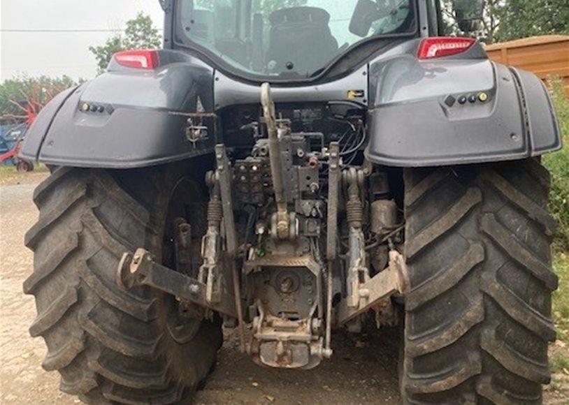 Valtra T174EA MR Tractor