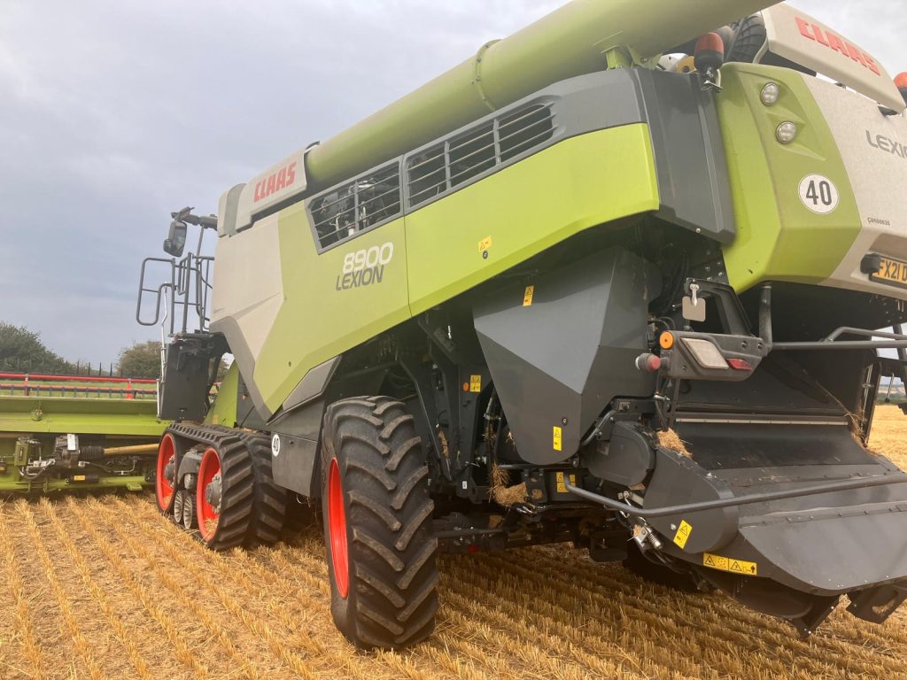 Claas Lexion 8900 & Convio 1230