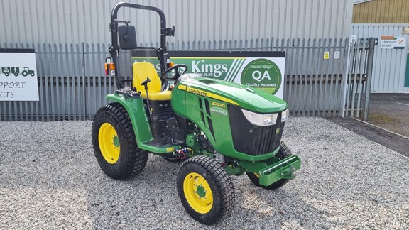 John Deere 3039R Compact Tractor