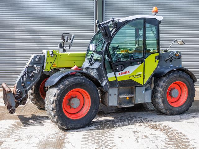 CLAAS SCORPION 732