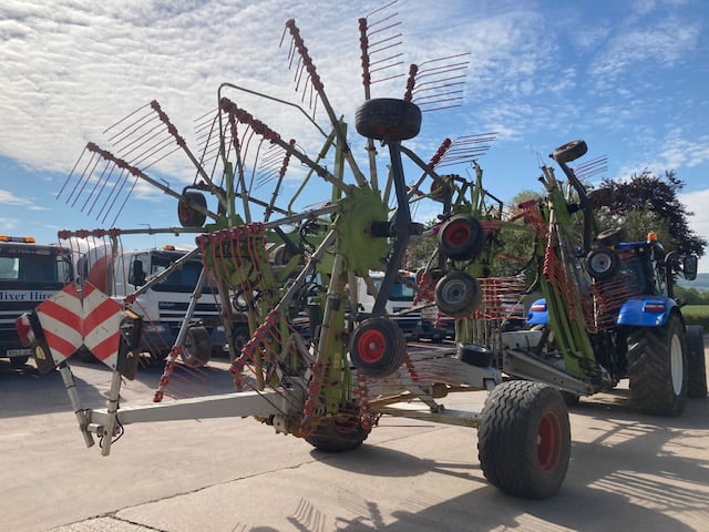 CLAAS LINER 3500 RAKE