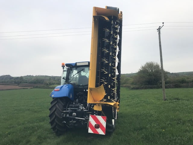 NEW HOLLAND DC320P MOWER CONDITIONER
