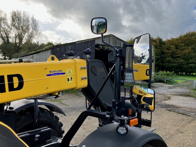 NEW HOLLAND TH7.42 ELITE TELESCOPIC HANDLER