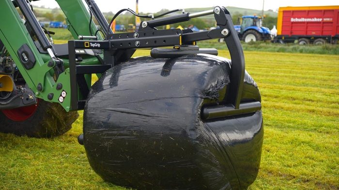 QUICKE TOPGRIP BALE HANDLER