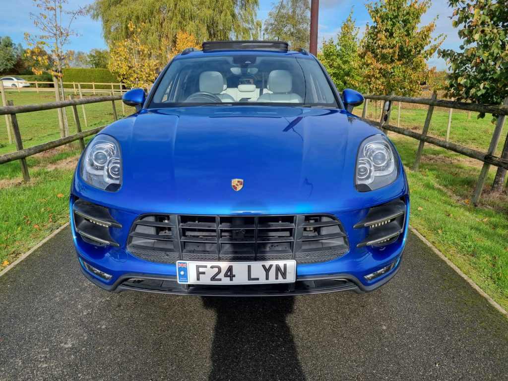 PORSCHE MACAN Turbo 5dr PDK