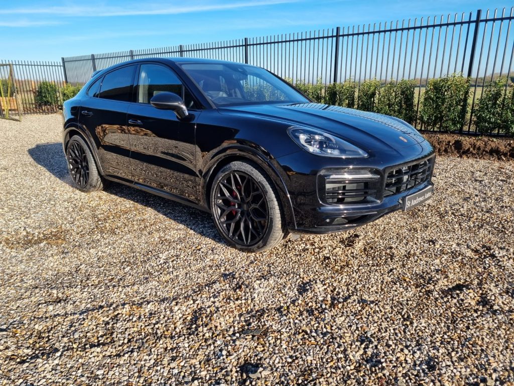 PORSCHE CAYENNE GTS 5dr Tiptronic S