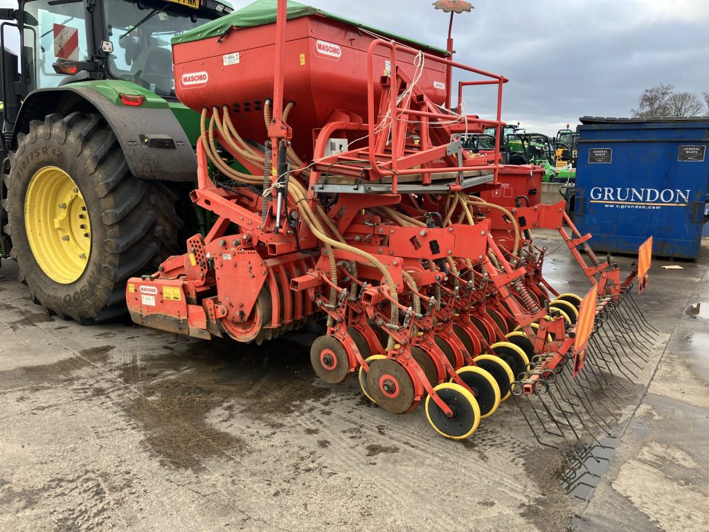 Maschio Alitalia 3mtr drill with 3mtr Power Harrow