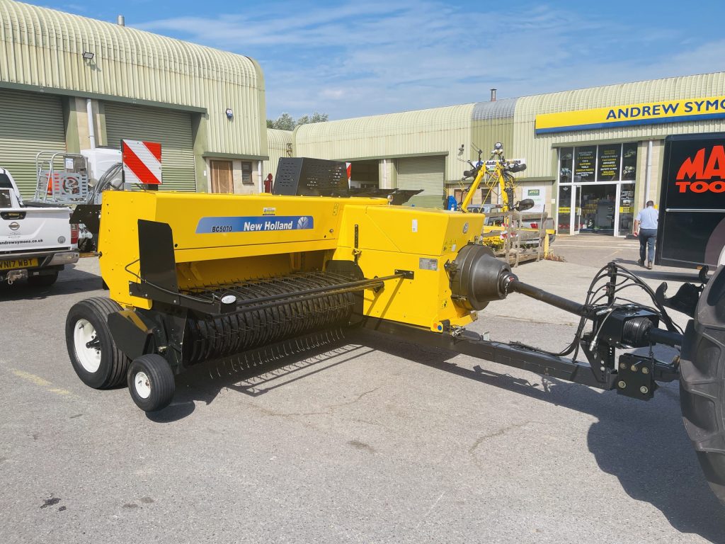 New Holland BC5070 Square Baler