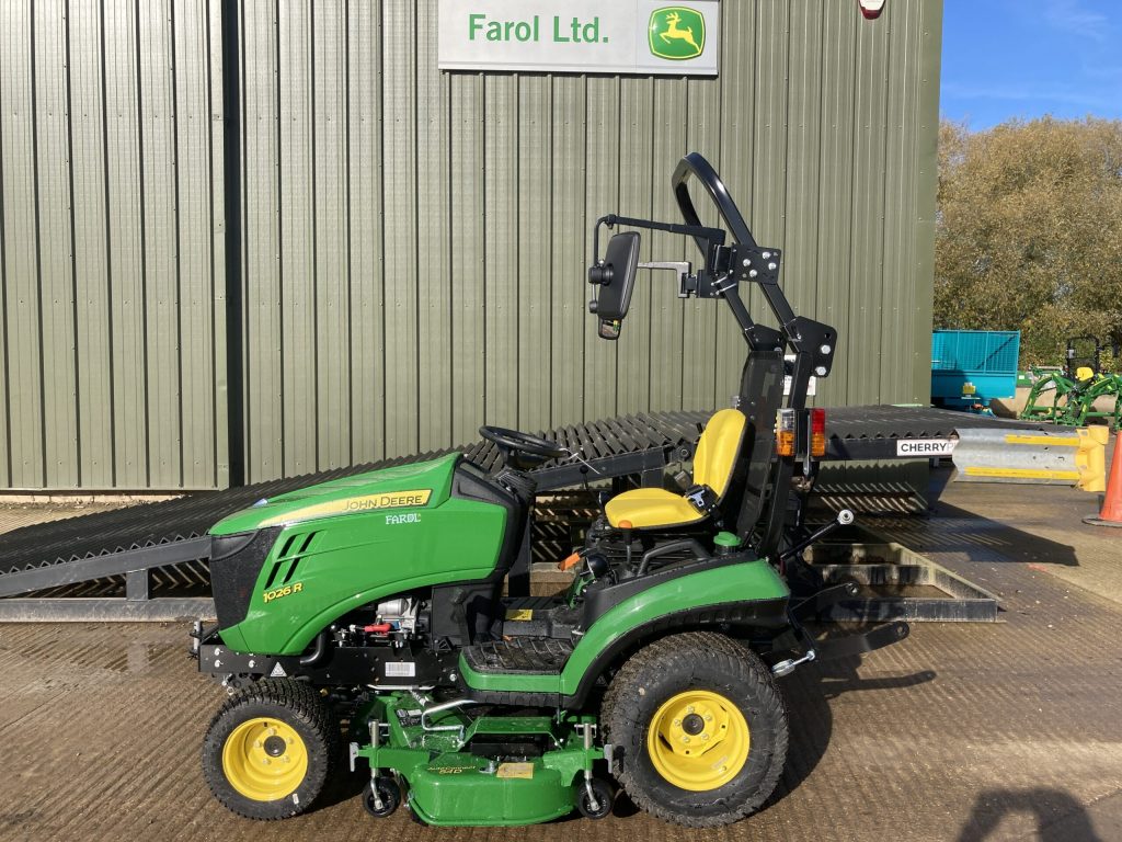 John Deere 1026R compact tractor